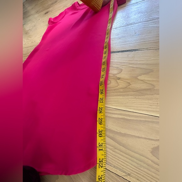 3/$15 Beautiful silky dress Adrianne Vittandi US 6 - Picture 4 of 9